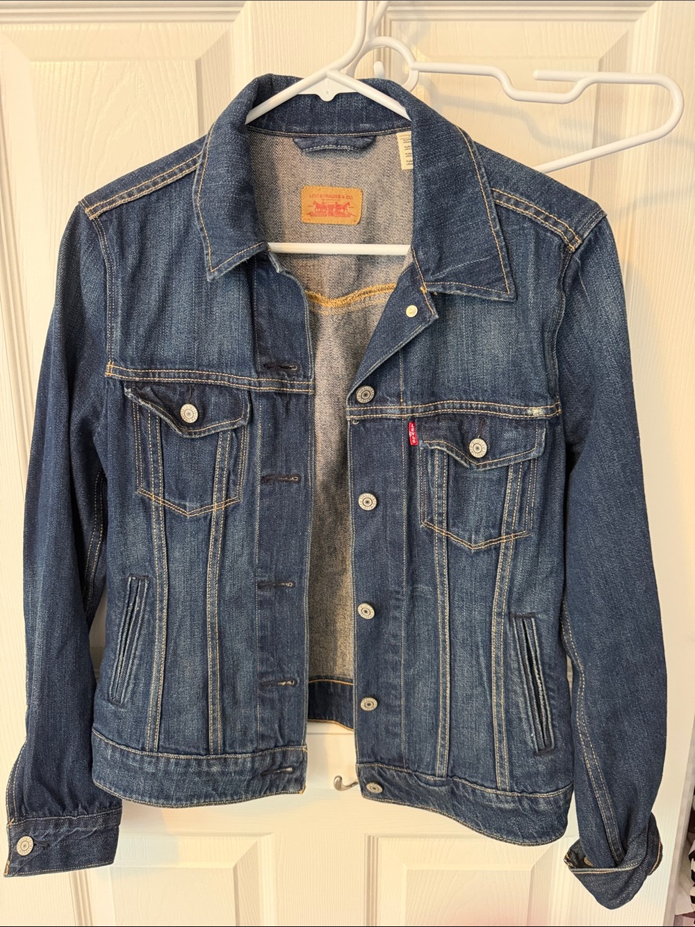 Levi's Denim Jacket  in Washed Blue petite small like new